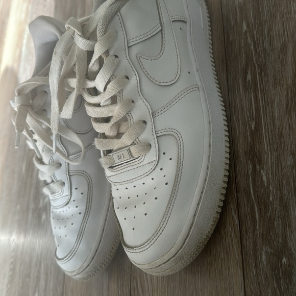 NIKE YOUTH AIR FORCE 1 - Picture 4 of 5